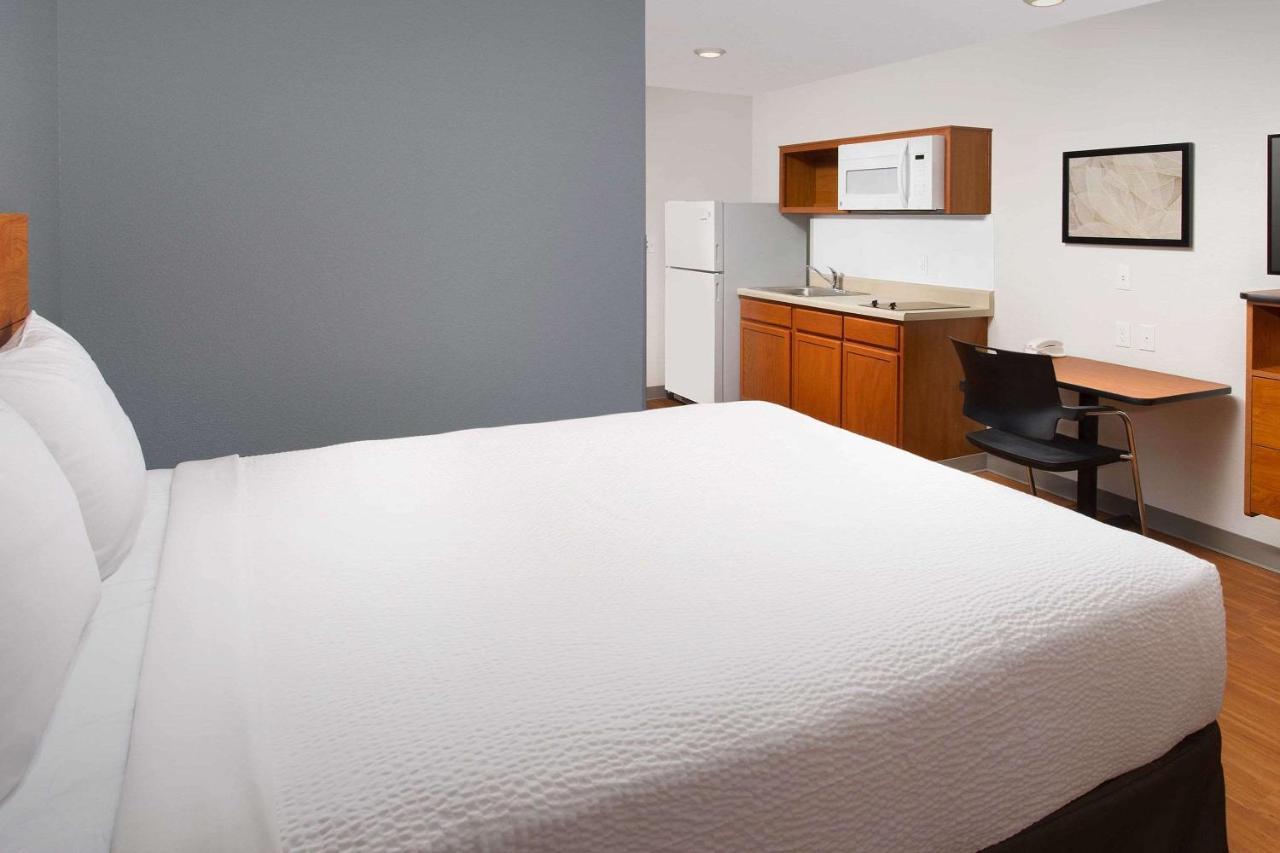 Woodspring Suites Chicago Darien Exterior foto