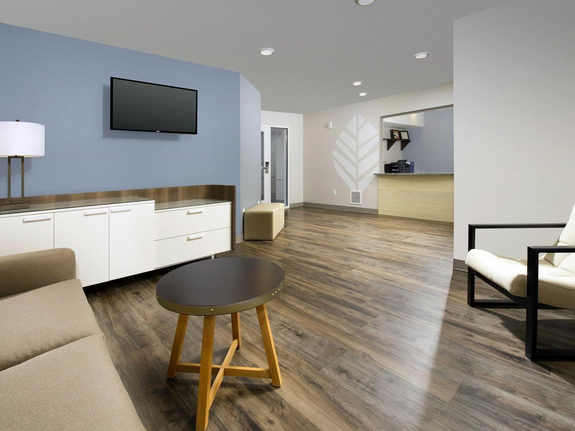 Woodspring Suites Chicago Darien Exterior foto